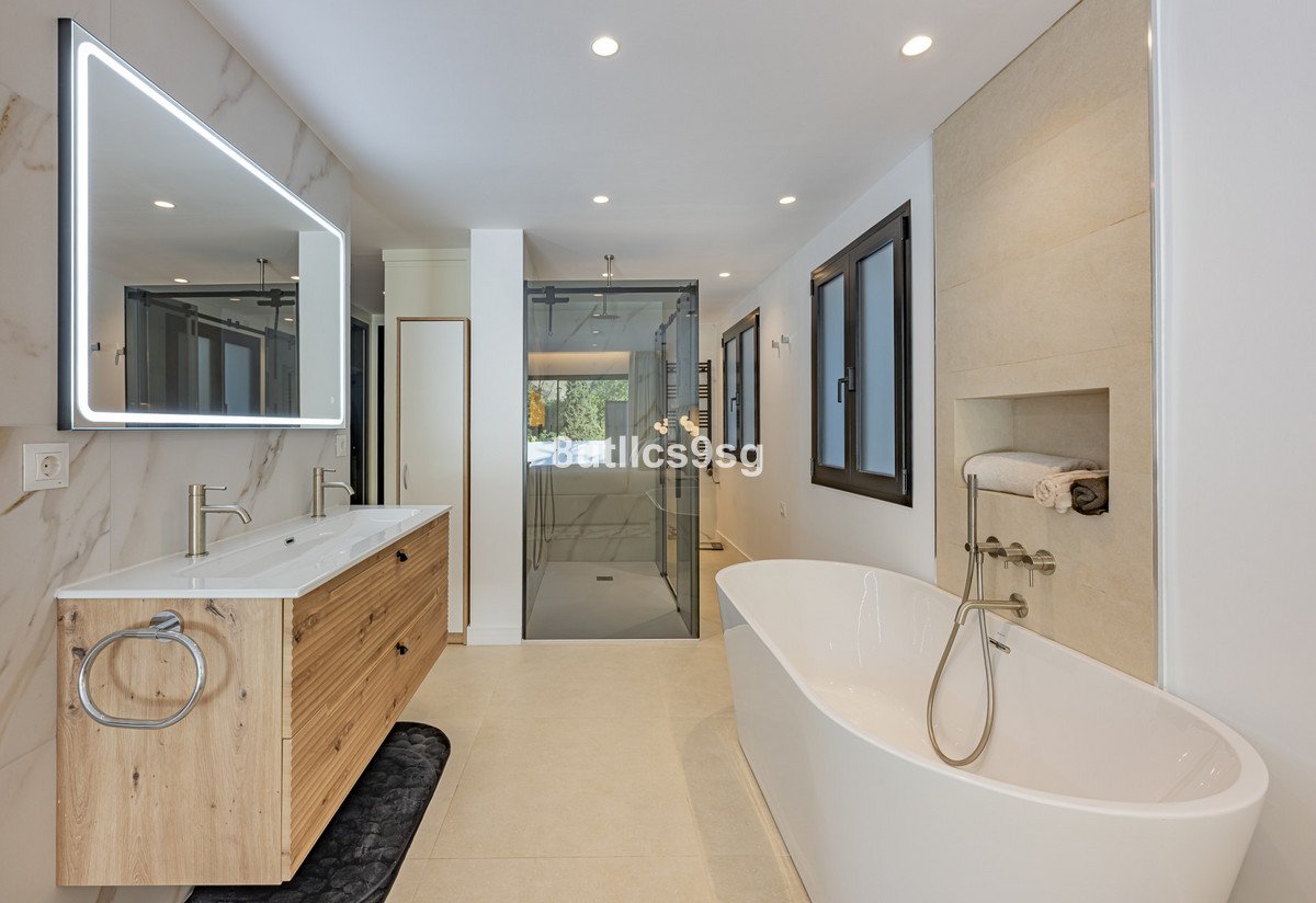 3 Bed Ground Floor Apartment in The Golden Mile