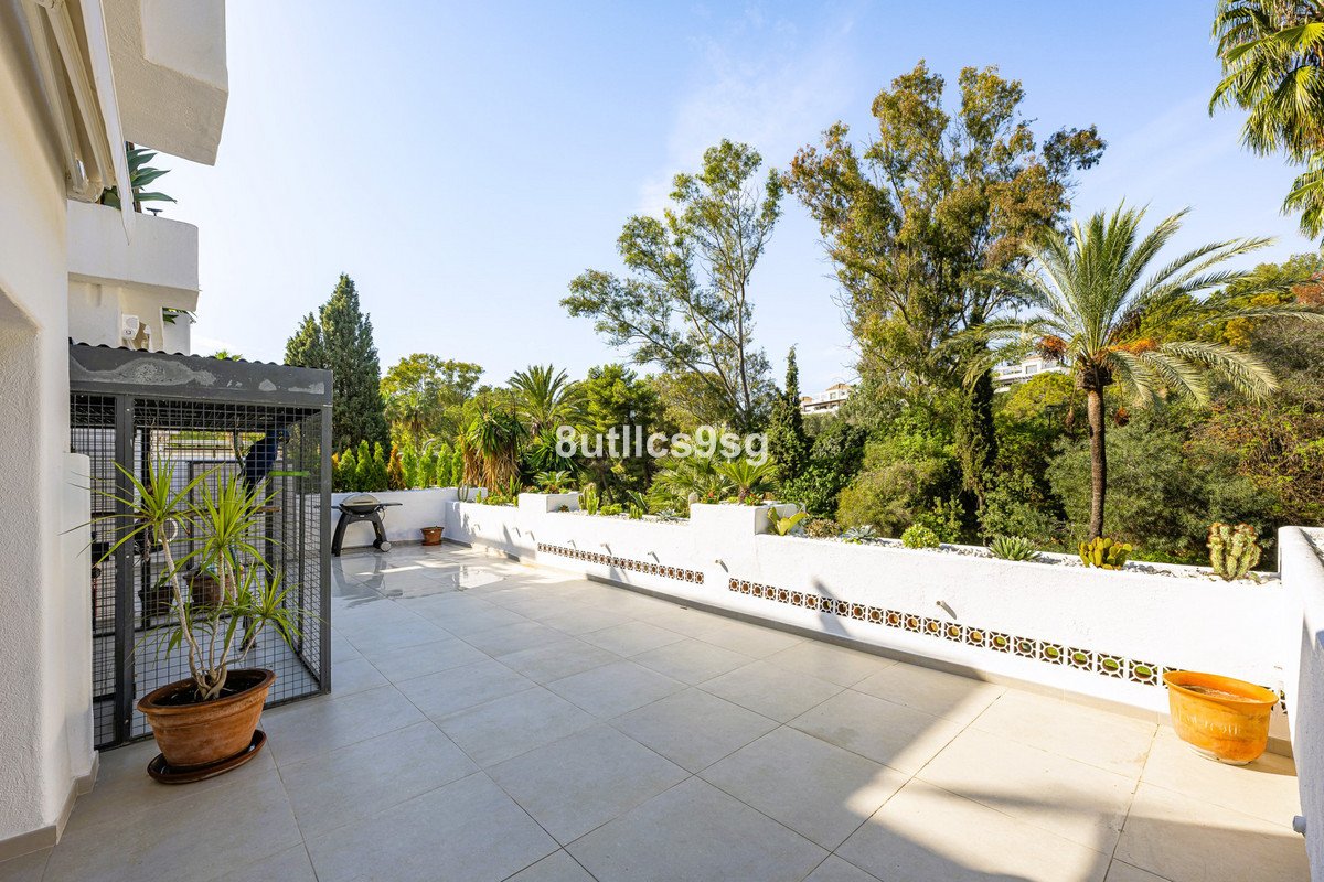 3 Bed Ground Floor Apartment in The Golden Mile