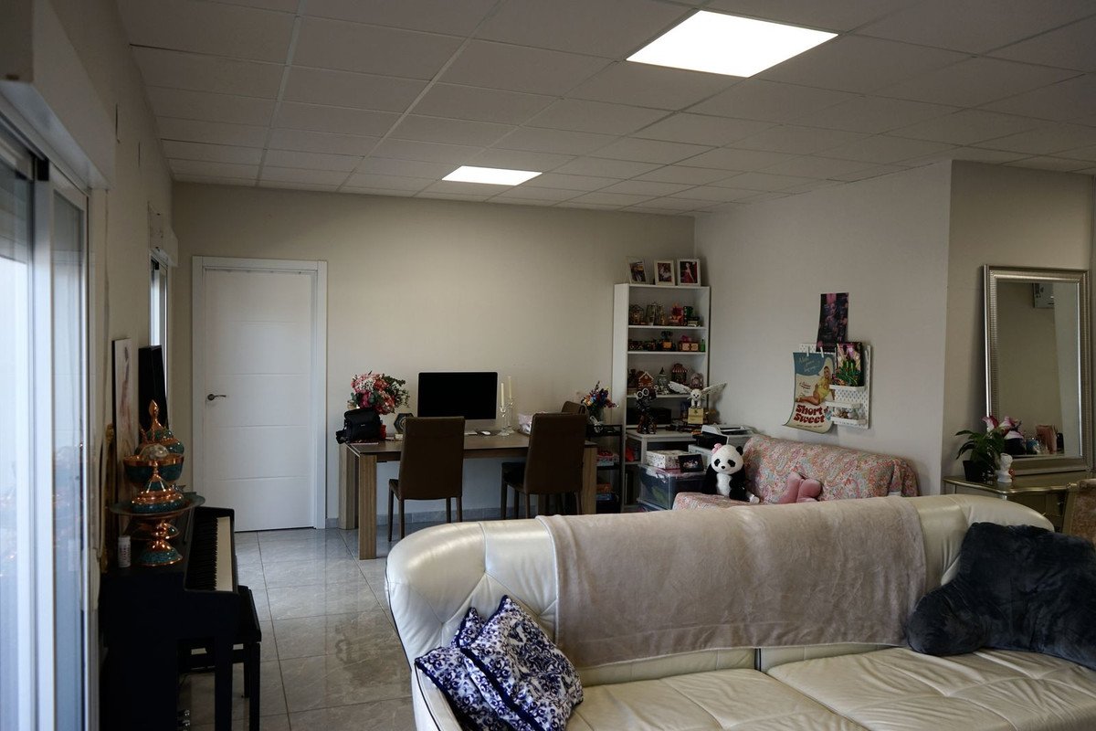 6 Bed Detached Villa in Marbella