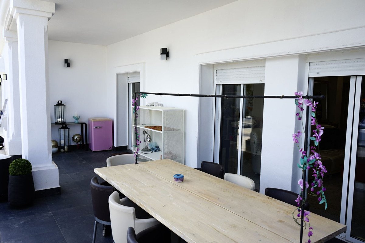 6 Bed Detached Villa in Marbella