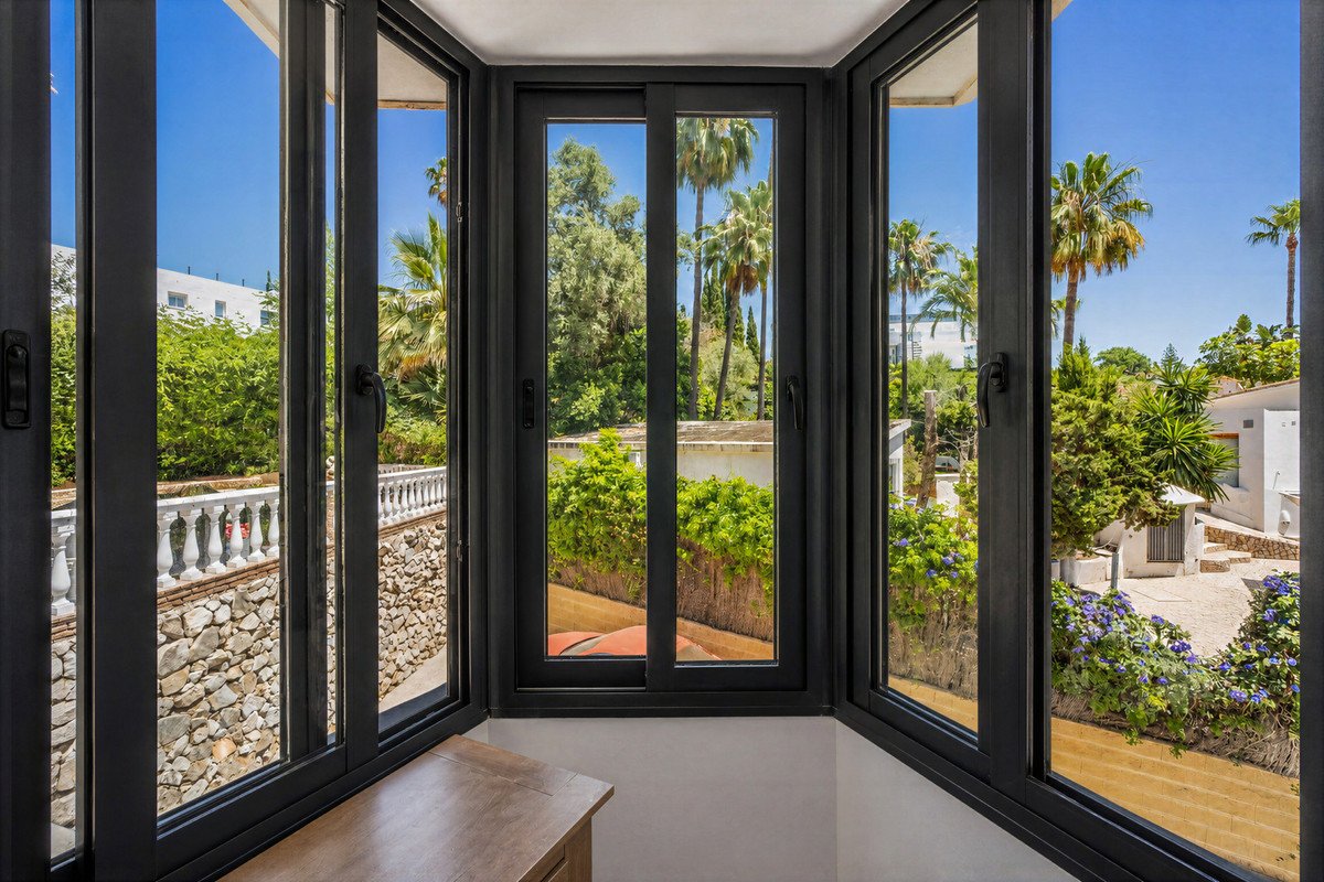 4 Bed Detached Villa in El Rosario