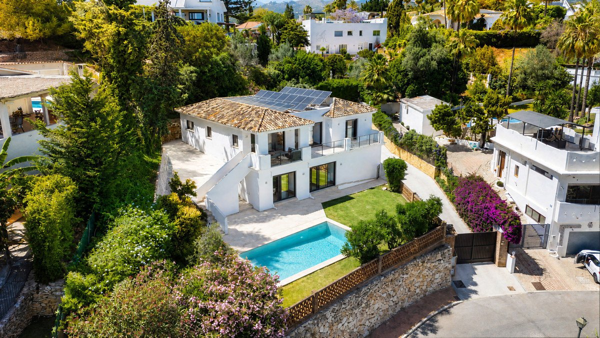 4 Bed Detached Villa in El Rosario
