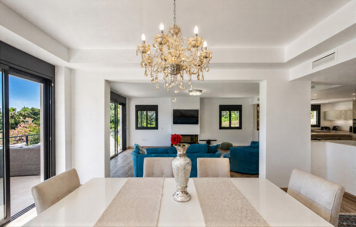 4 Bed Detached Villa in El Rosario