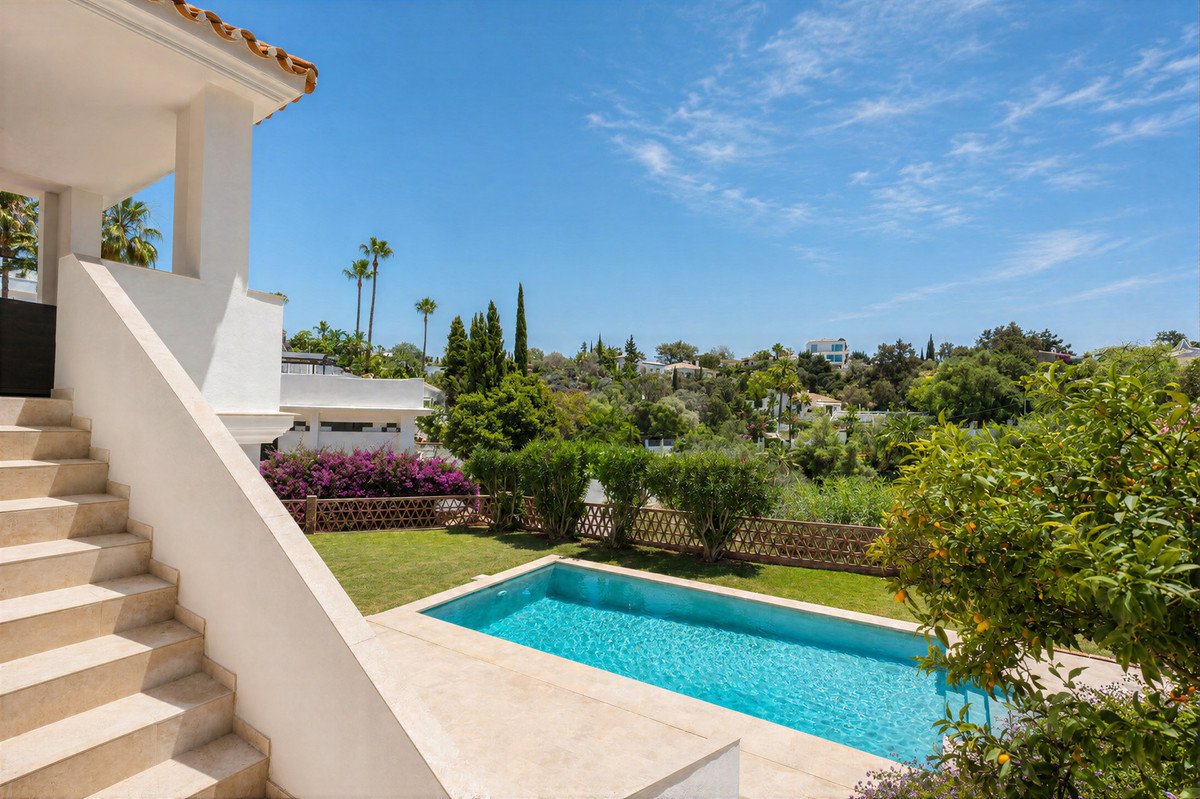 4 Bed Detached Villa in El Rosario