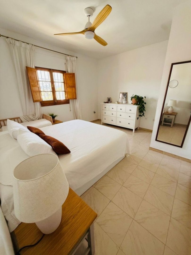 3 Bed Semi-Detached House in Jimena de la Frontera