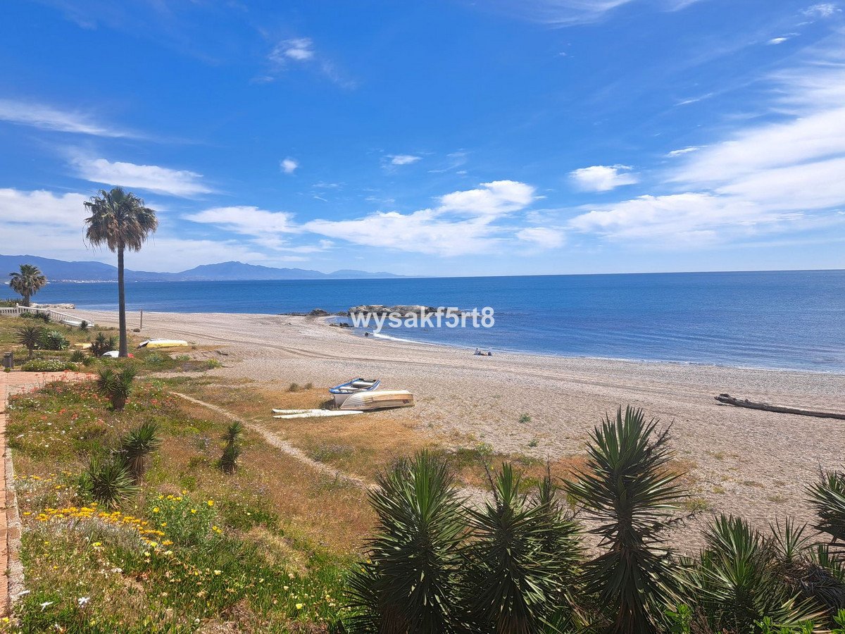 3 Bed Townhouse in La Duquesa