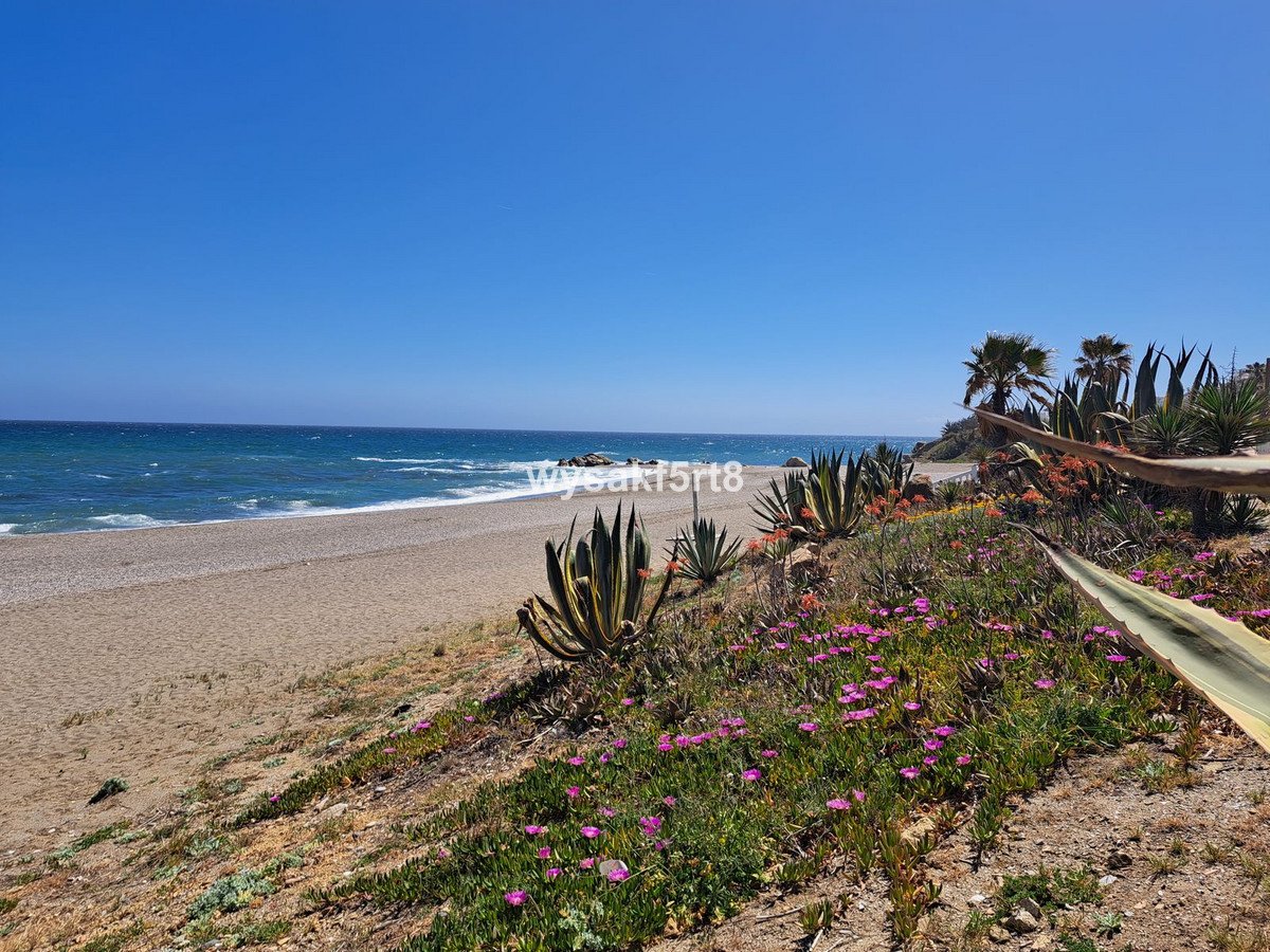 3 Bed Townhouse in La Duquesa