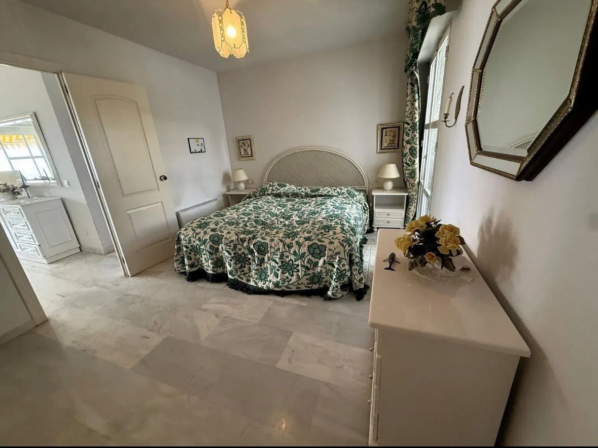 2 Bed Middle Floor Apartment in Torremuelle