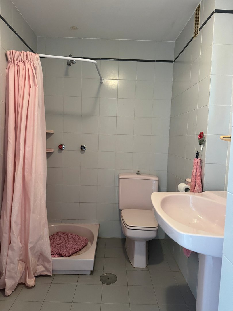 2 Bed Middle Floor Apartment in Torremuelle