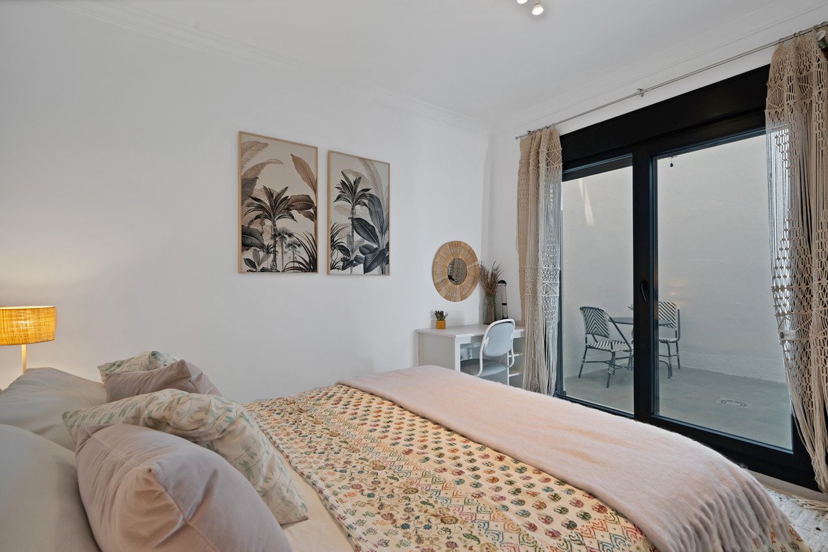 4 Bed Semi-Detached House in La Mairena