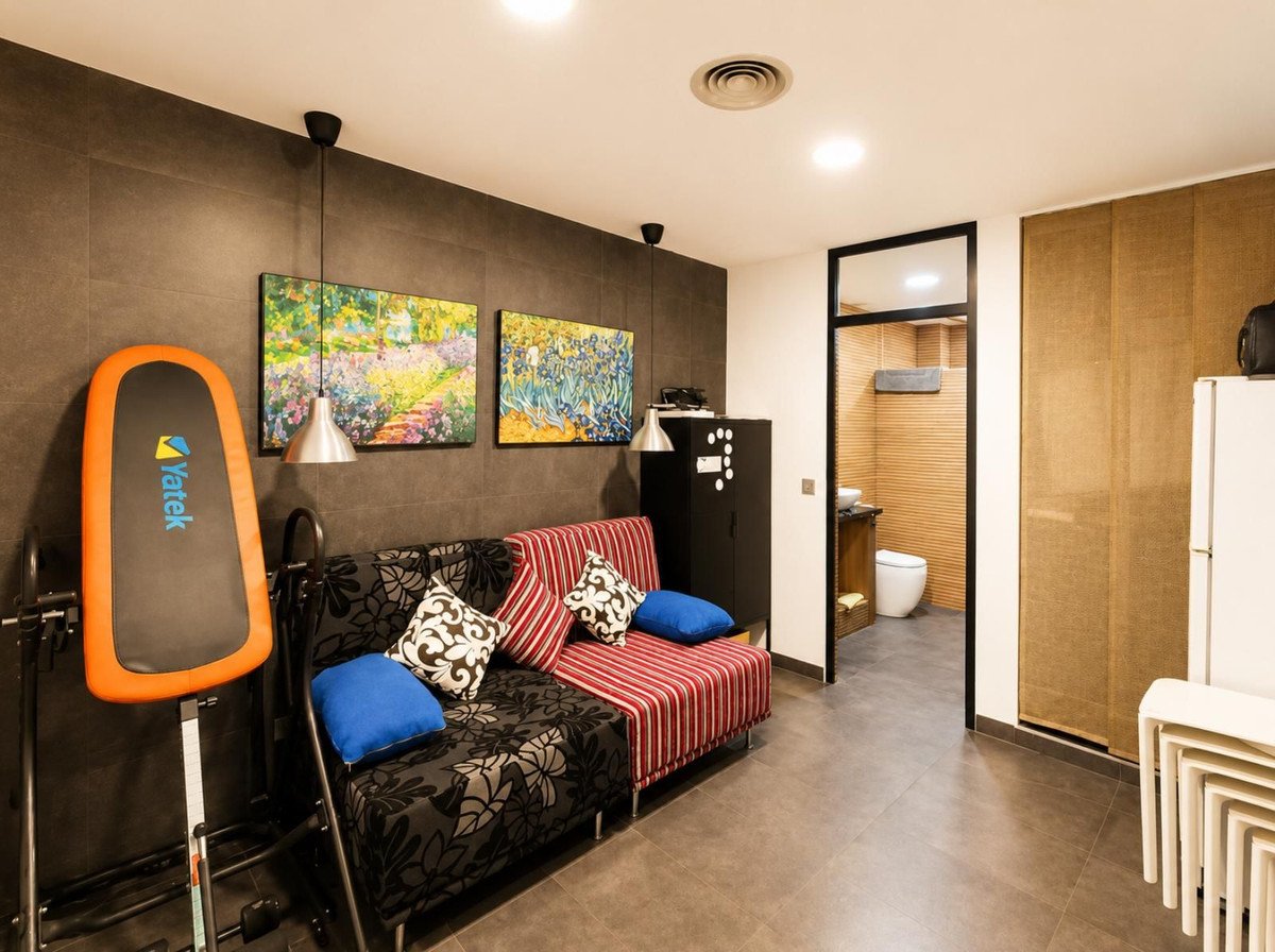 2 Bed Ground Floor Apartment in Cruz del Humilladero