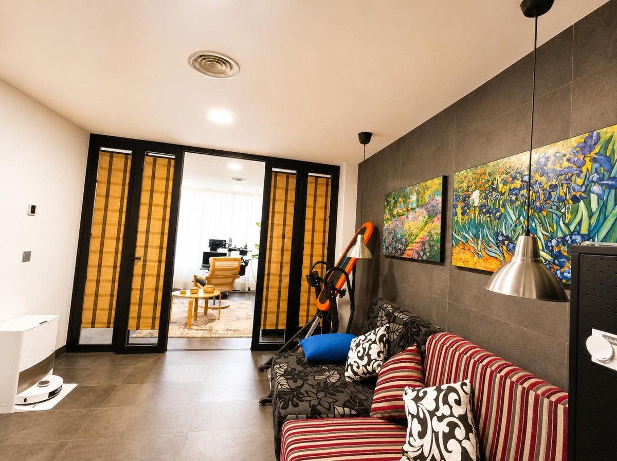 2 Bed Ground Floor Apartment in Cruz del Humilladero