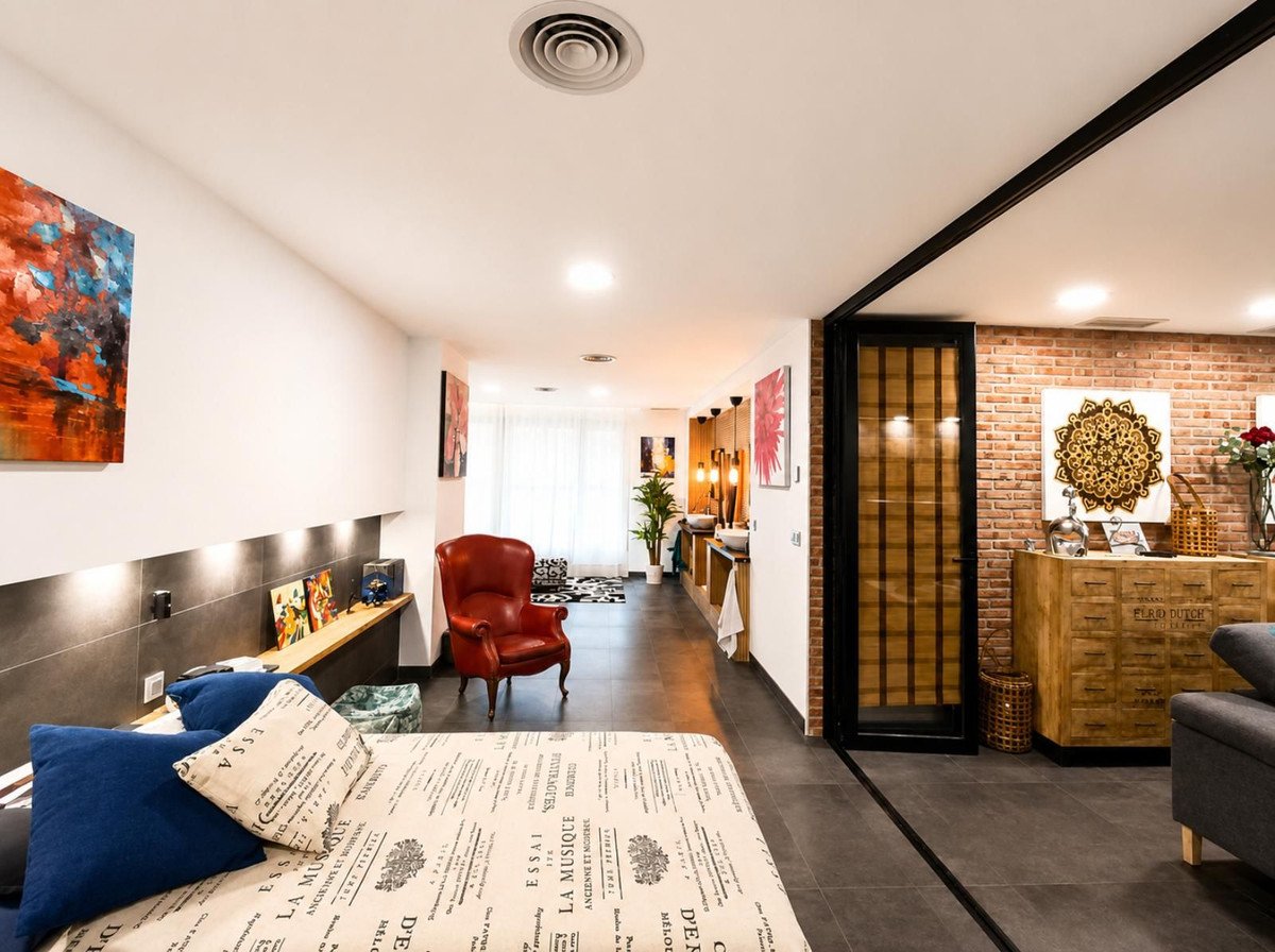 2 Bed Ground Floor Apartment in Cruz del Humilladero