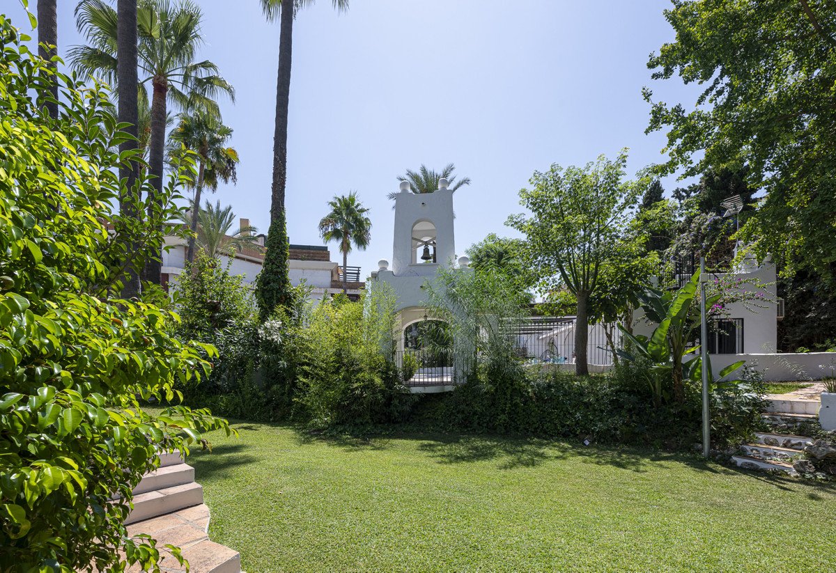 3 Bed Penthouse Duplex in Puerto Banús