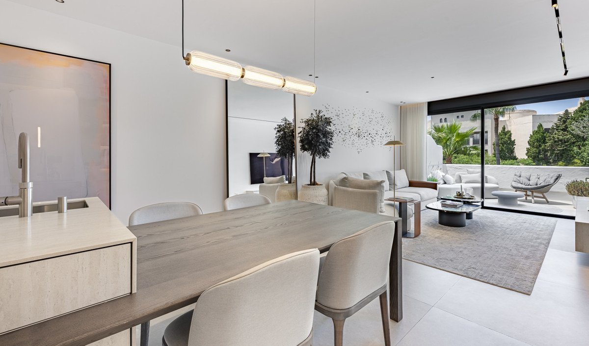 3 Bed Penthouse Duplex in Puerto Banús
