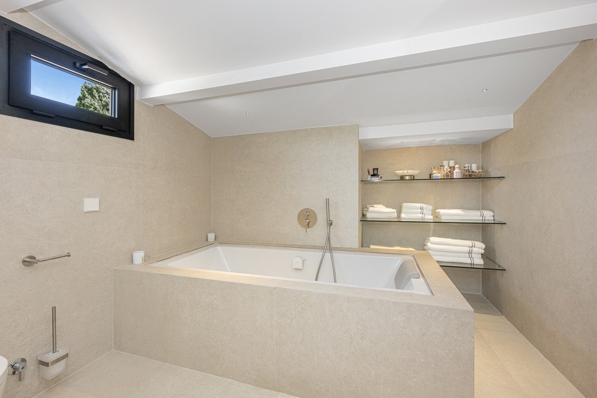 3 Bed Penthouse Duplex in Puerto Banús