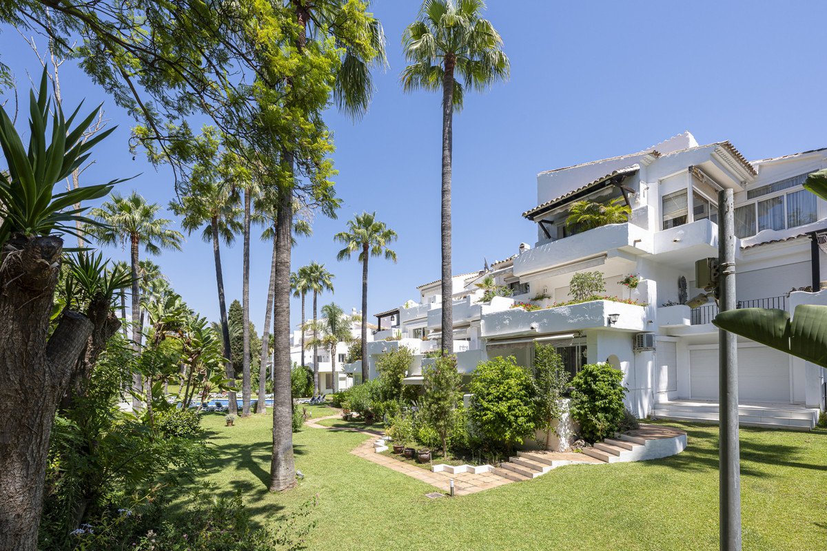3 Bed Penthouse Duplex in Puerto Banús