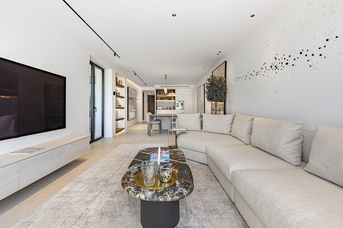 3 Bed Penthouse Duplex in Puerto Banús