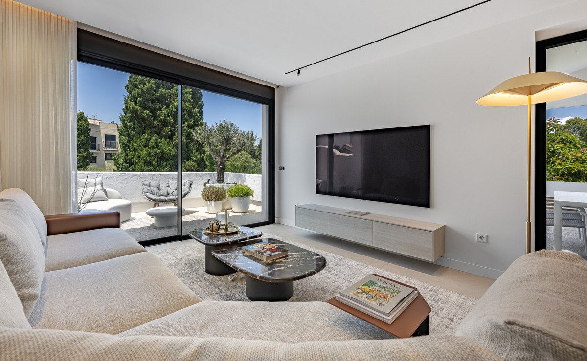 3 Bed Penthouse Duplex in Puerto Banús