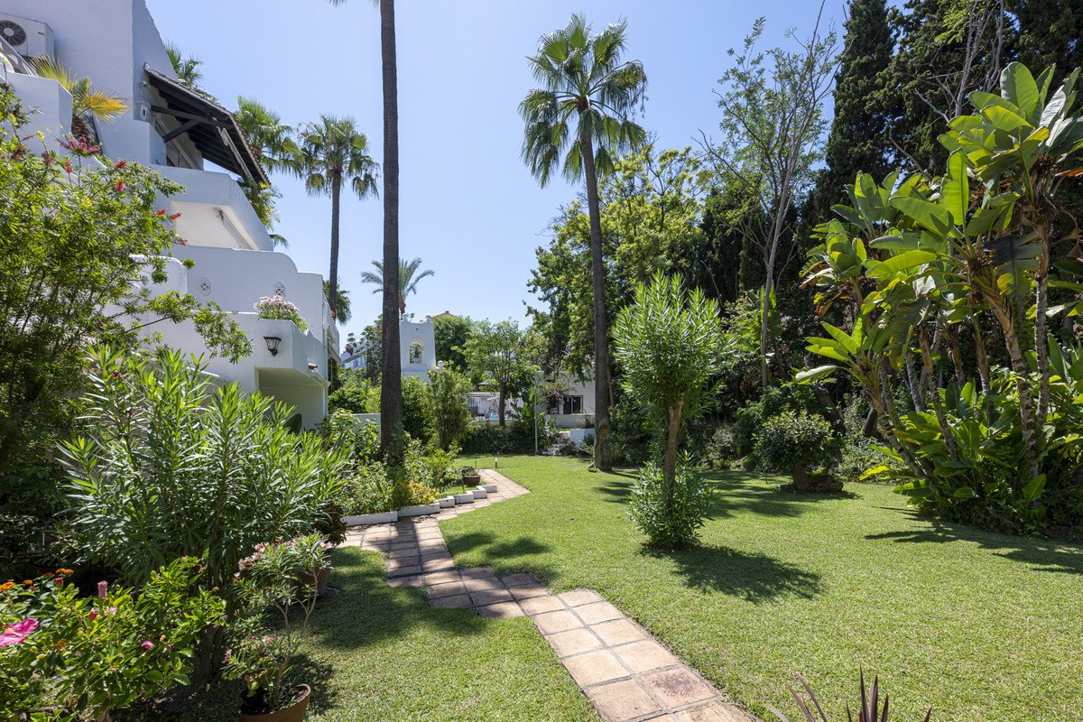 3 Bed Penthouse Duplex in Puerto Banús