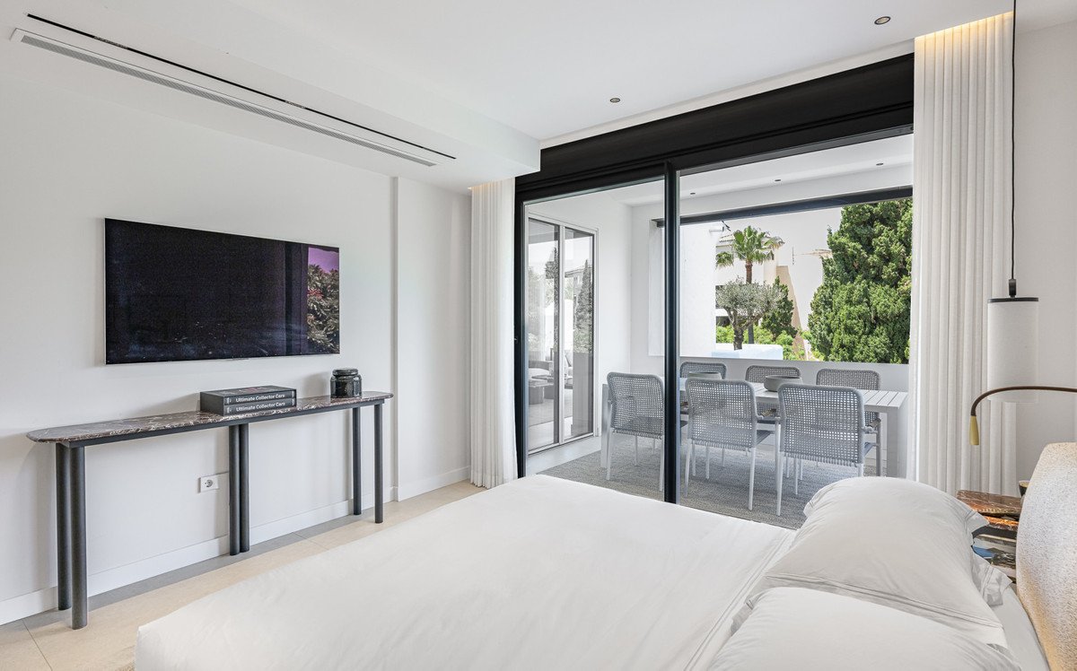 3 Bed Penthouse Duplex in Puerto Banús
