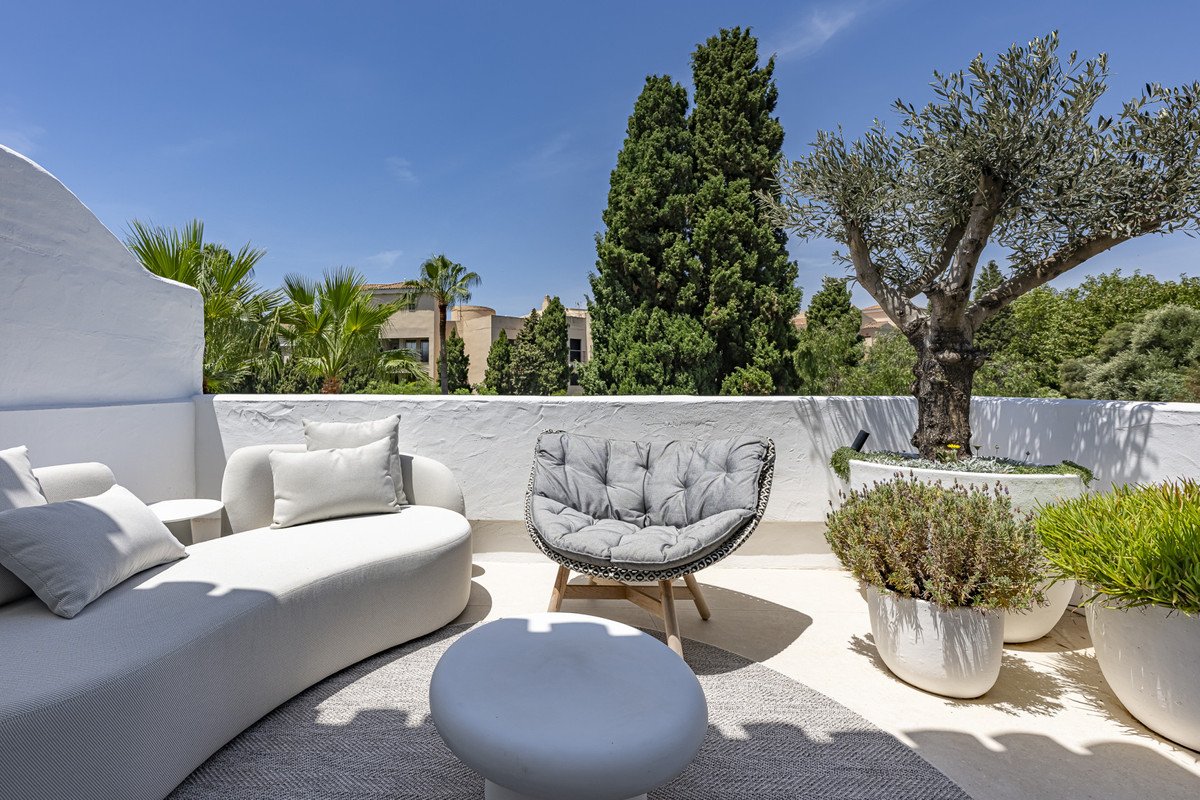 3 Bed Penthouse Duplex in Puerto Banús