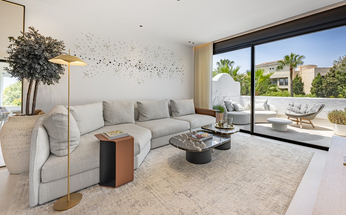3 Bed Penthouse Duplex in Puerto Banús