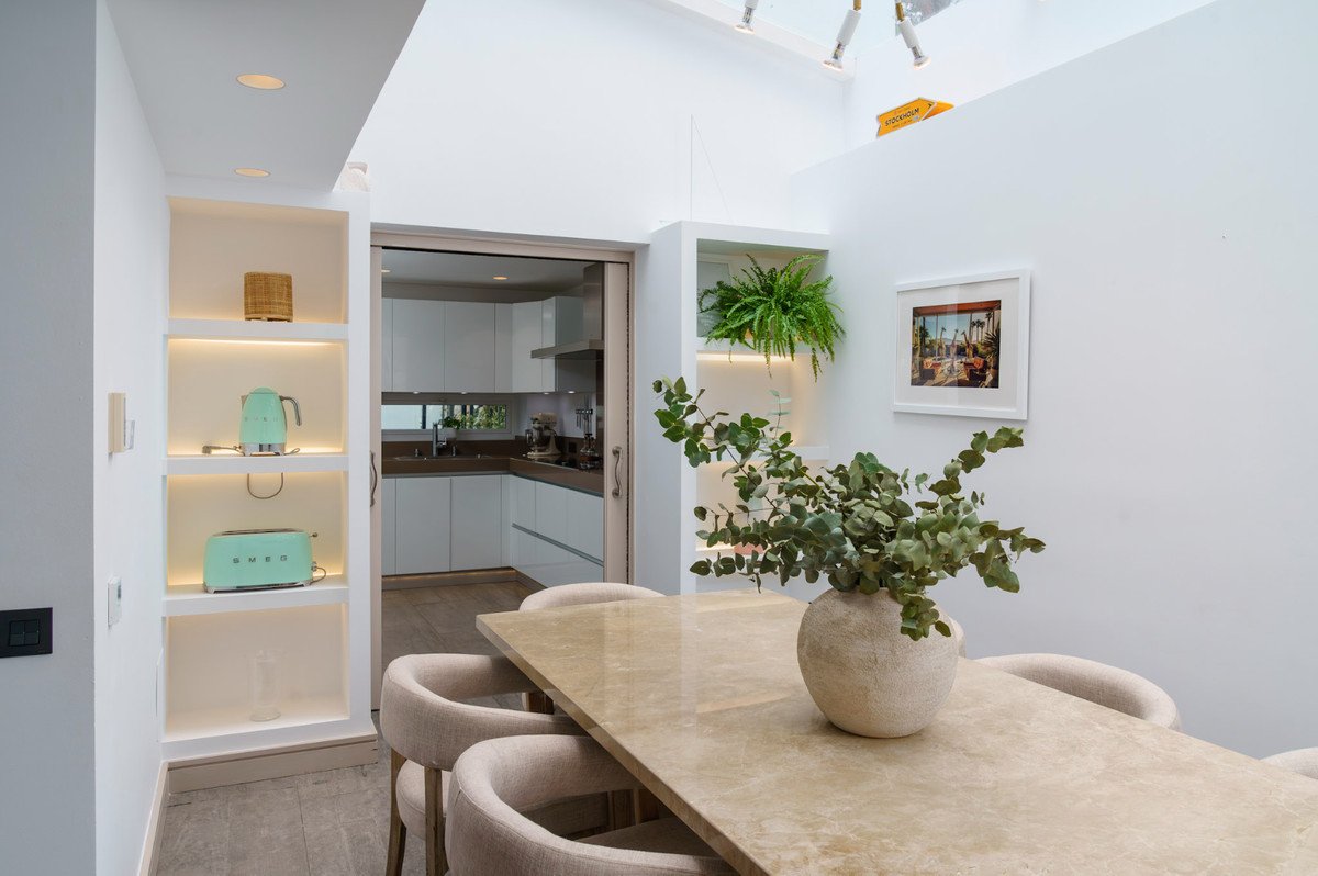5 Bed Detached Villa in Nueva Andalucía