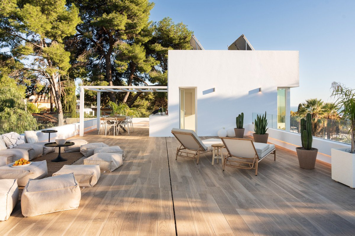 5 Bed Detached Villa in Nueva Andalucía