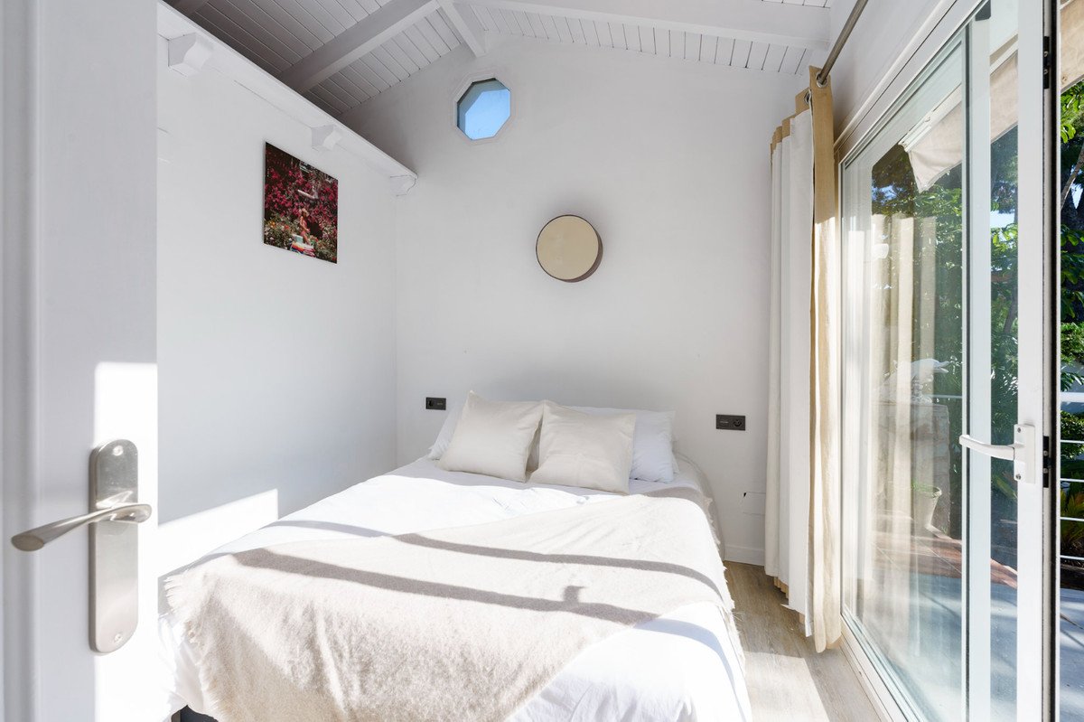 5 Bed Detached Villa in Nueva Andalucía