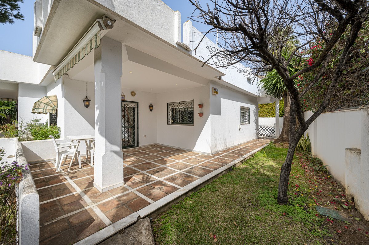 4 Bed Detached Villa in Nagüeles