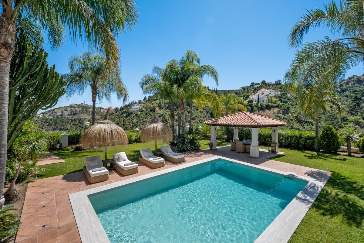 4 Bed Detached Villa in El Madroñal