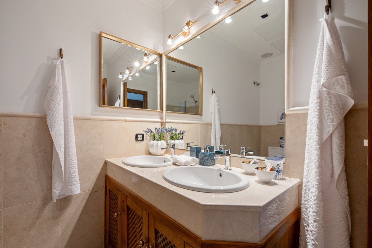 4 Bed Detached Villa in El Madroñal