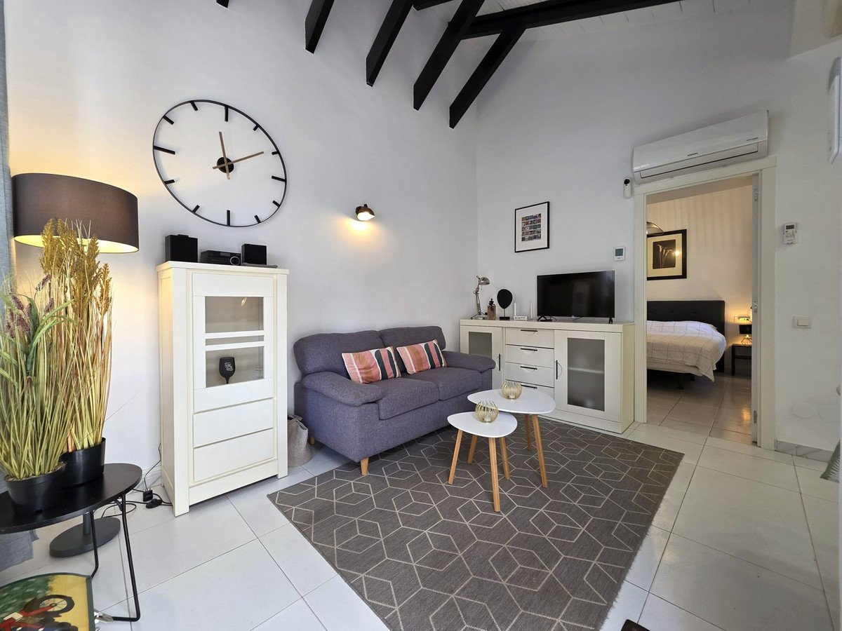 1 Bed Townhouse in Las Chapas