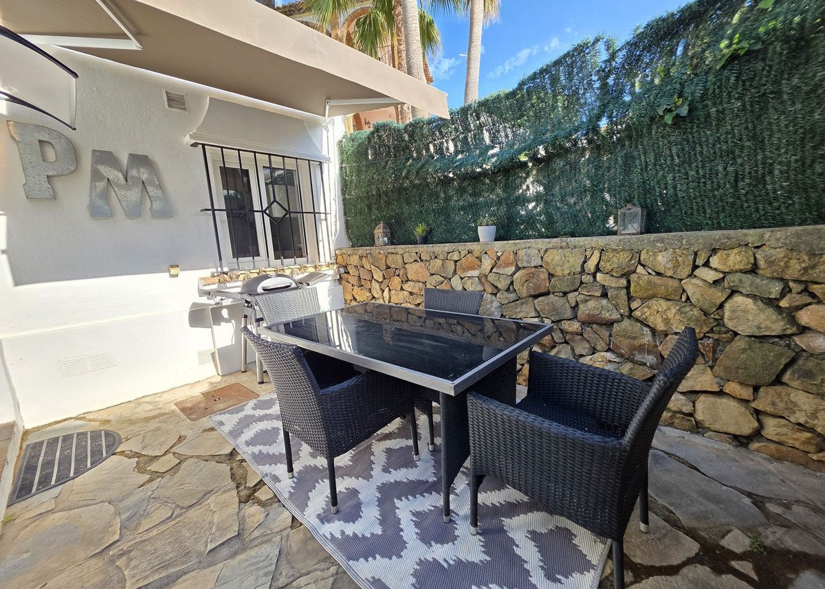 1 Bed Townhouse in Las Chapas