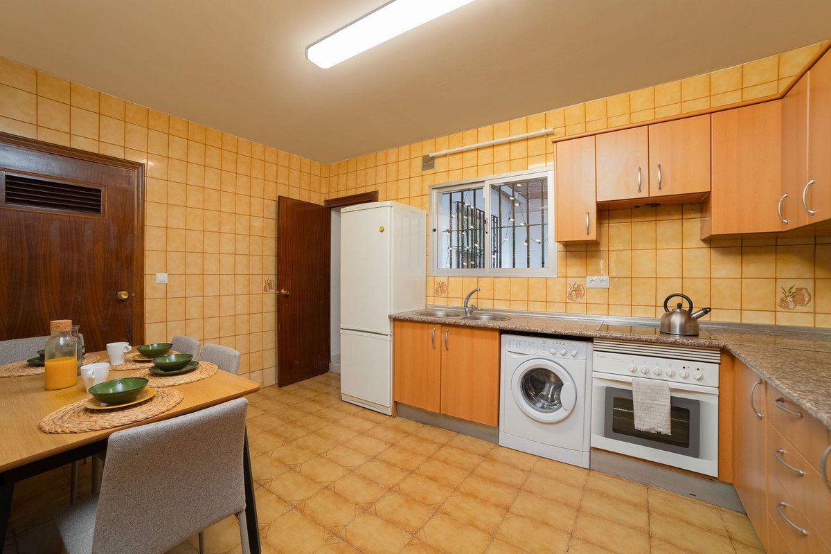 2 Bed Ground Floor Apartment in Los Pacos