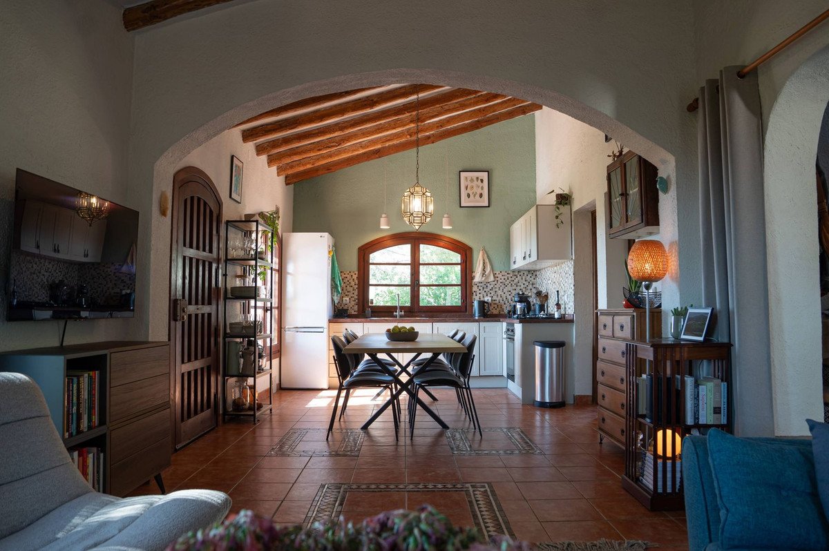 7 Bed Finca - Cortijo in Almogía