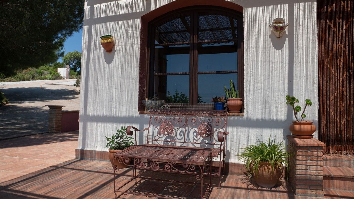 7 Bed Finca - Cortijo in Almogía