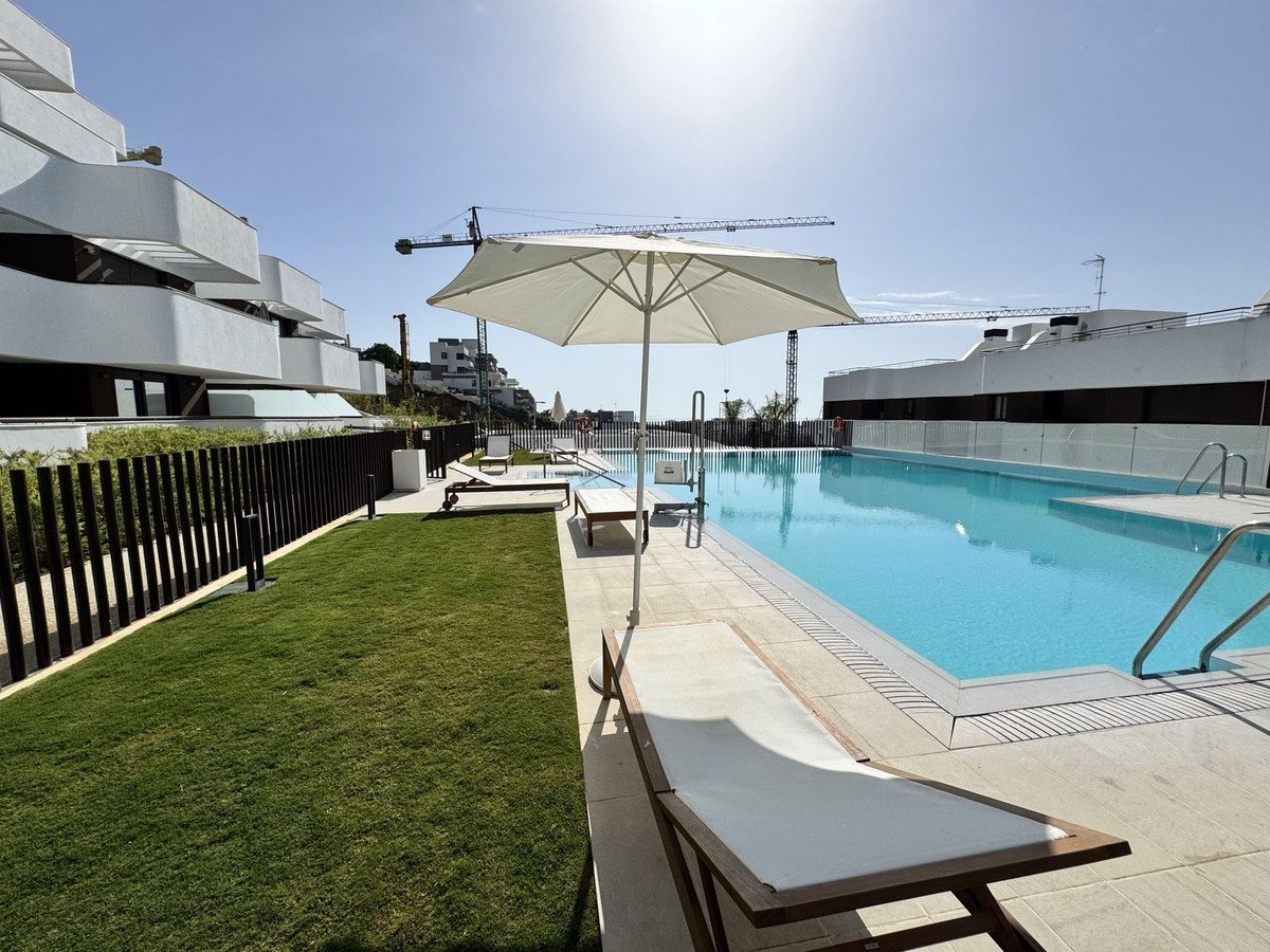 2 Bed Ground Floor Apartment in Estepona