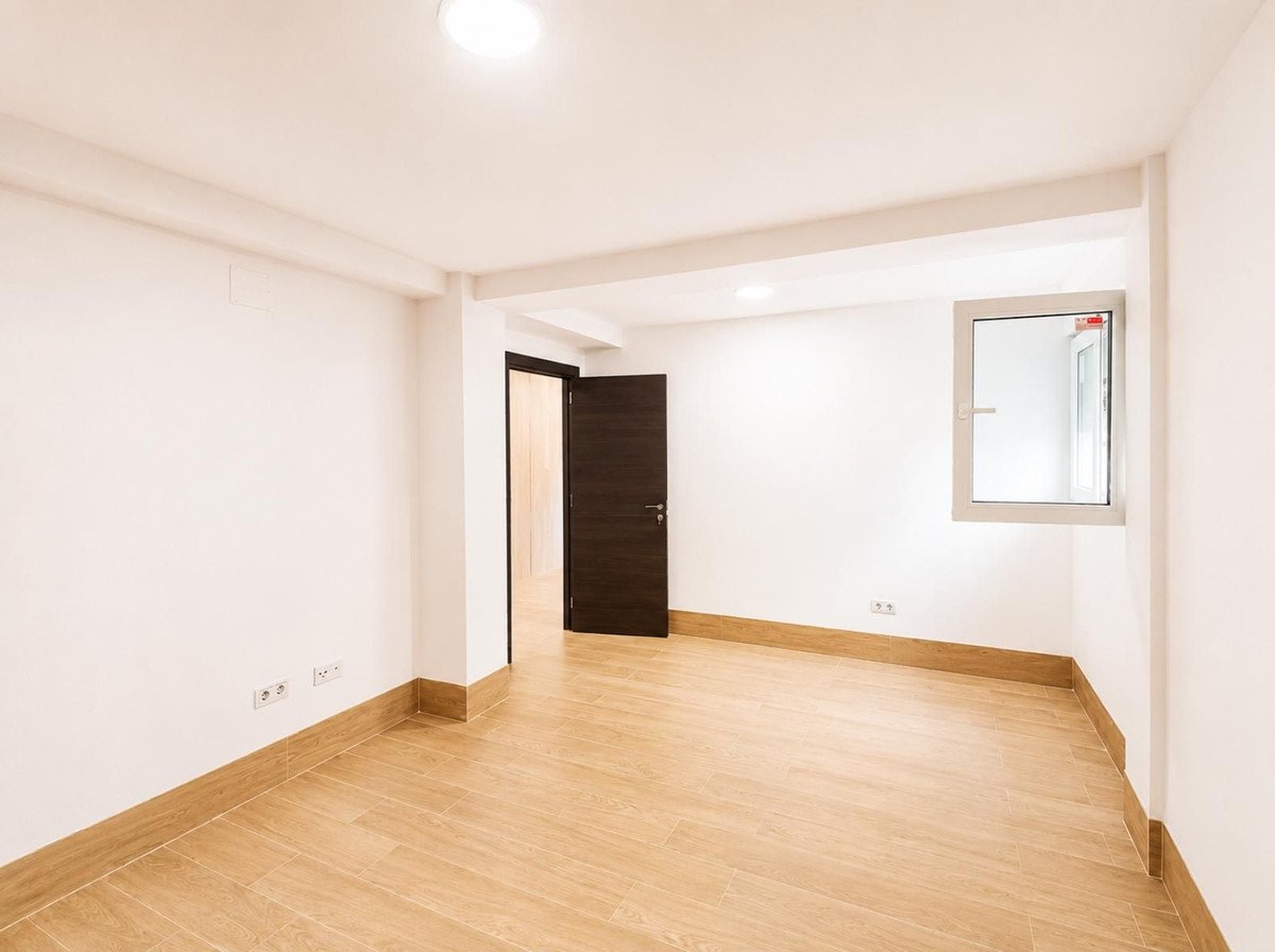 3 Bed Middle Floor Apartment in Los Tilos
