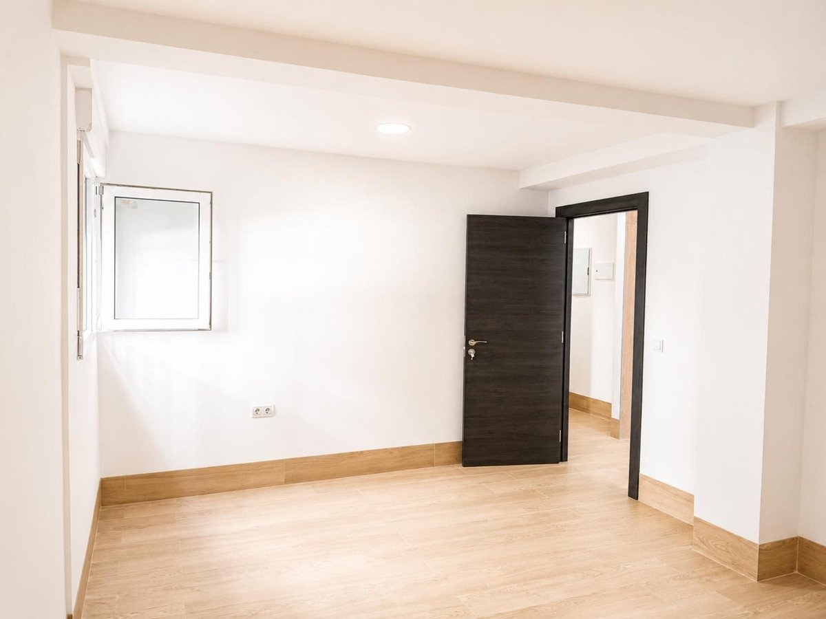 3 Bed Middle Floor Apartment in Los Tilos