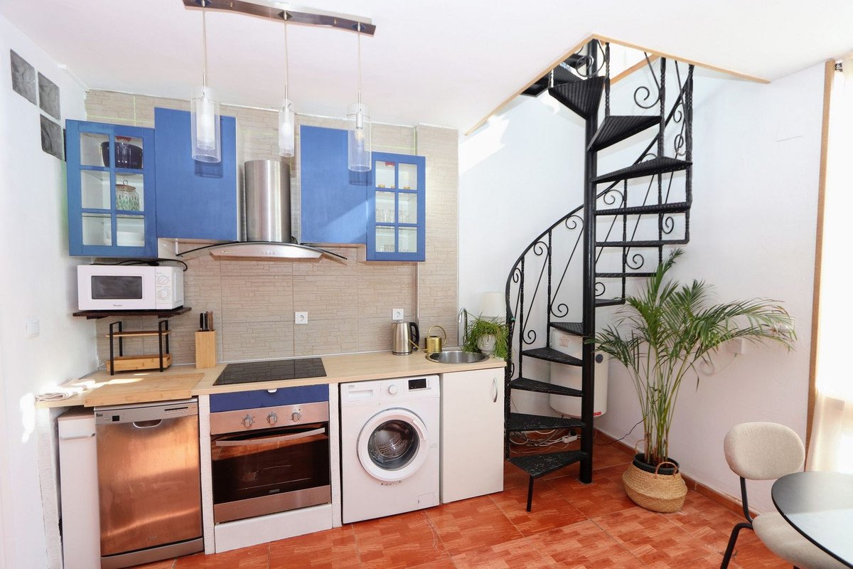 2 Bed Top Floor Apartment in Punta Prima