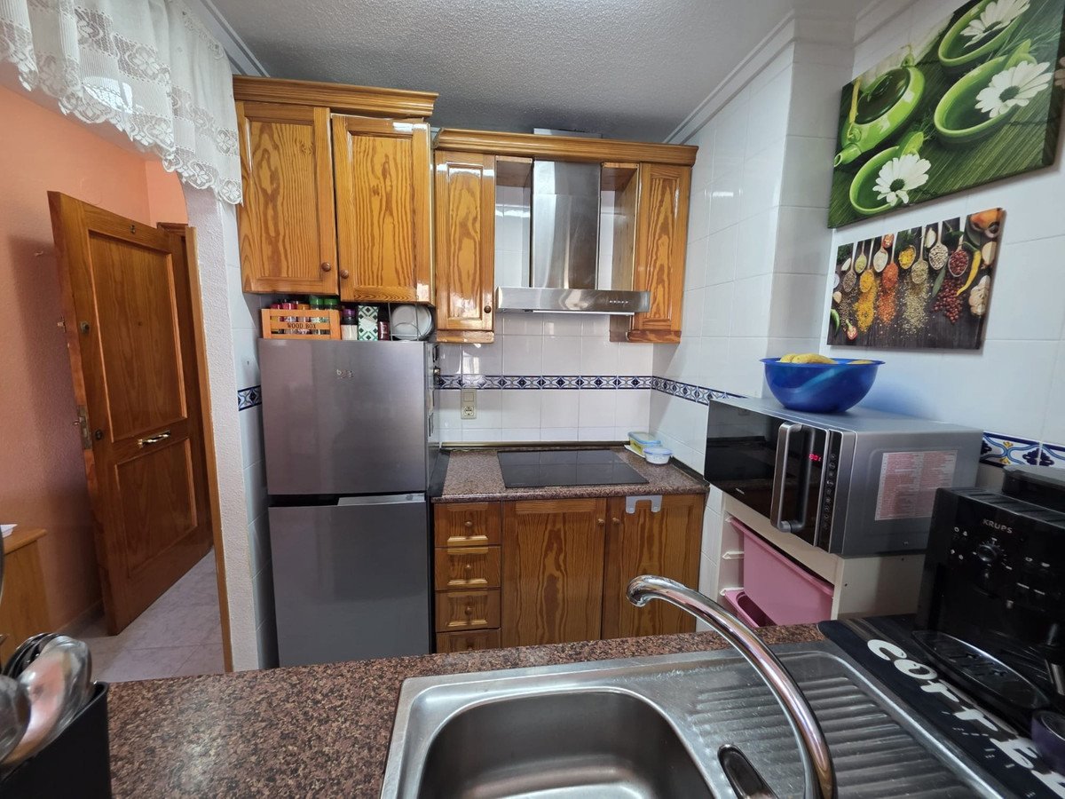 2 Bed Ground Floor Apartment in Torrevieja