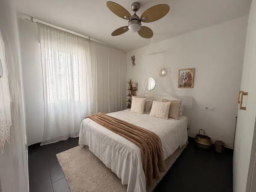 2 Bed Middle Floor Apartment in Málaga