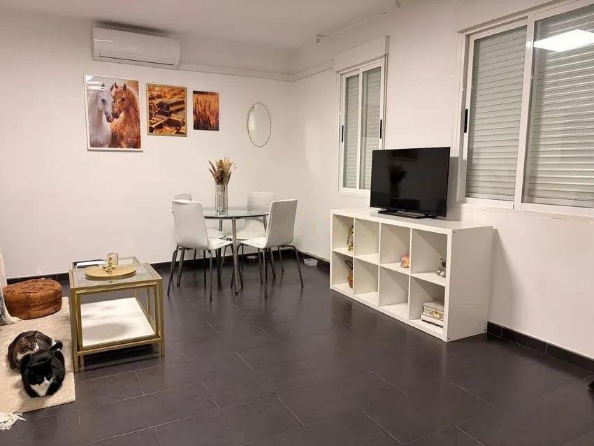2 Bed Middle Floor Apartment in Málaga