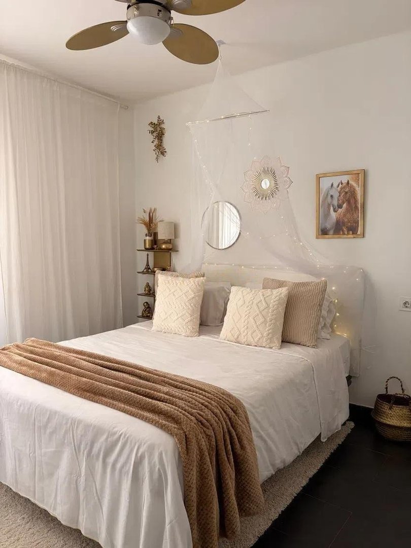 2 Bed Middle Floor Apartment in Málaga