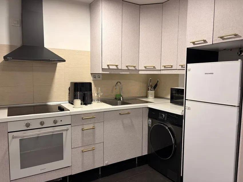 2 Bed Middle Floor Apartment in Málaga