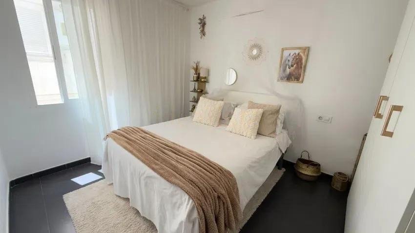 2 Bed Middle Floor Apartment in Málaga