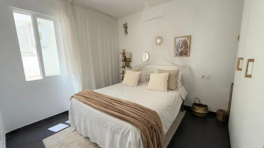 2 Bed Middle Floor Apartment in Málaga