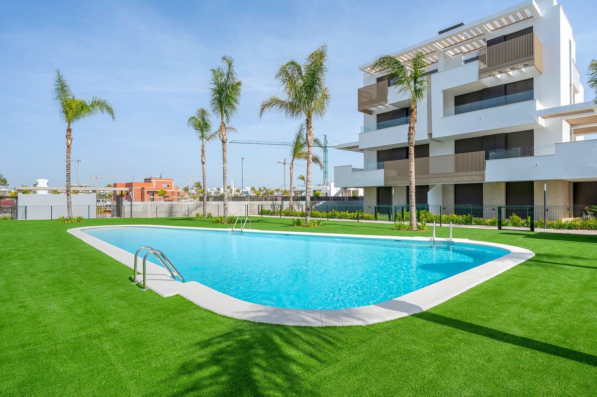 2 Bed Middle Floor Apartment in Torre-Pacheco